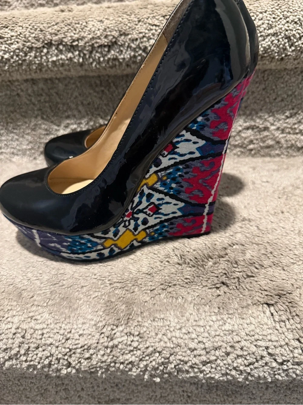 Steve Madden Black Patent Platform Pumps with Multicolor Printed Toe
